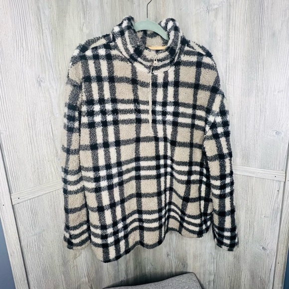 Koolaburra Fleece Quarter Zip Pullover - Picture 1 of 5